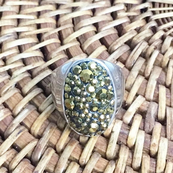 Stainless Steel Silver Rhinestone Ring Sparkly Size 8 - Picture 3 of 6